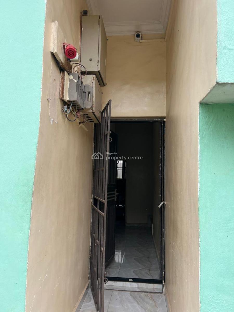 6 Bedroom Detached Duplex, Iju Road, Fagba, Agege, Lagos, Detached Duplex for Sale