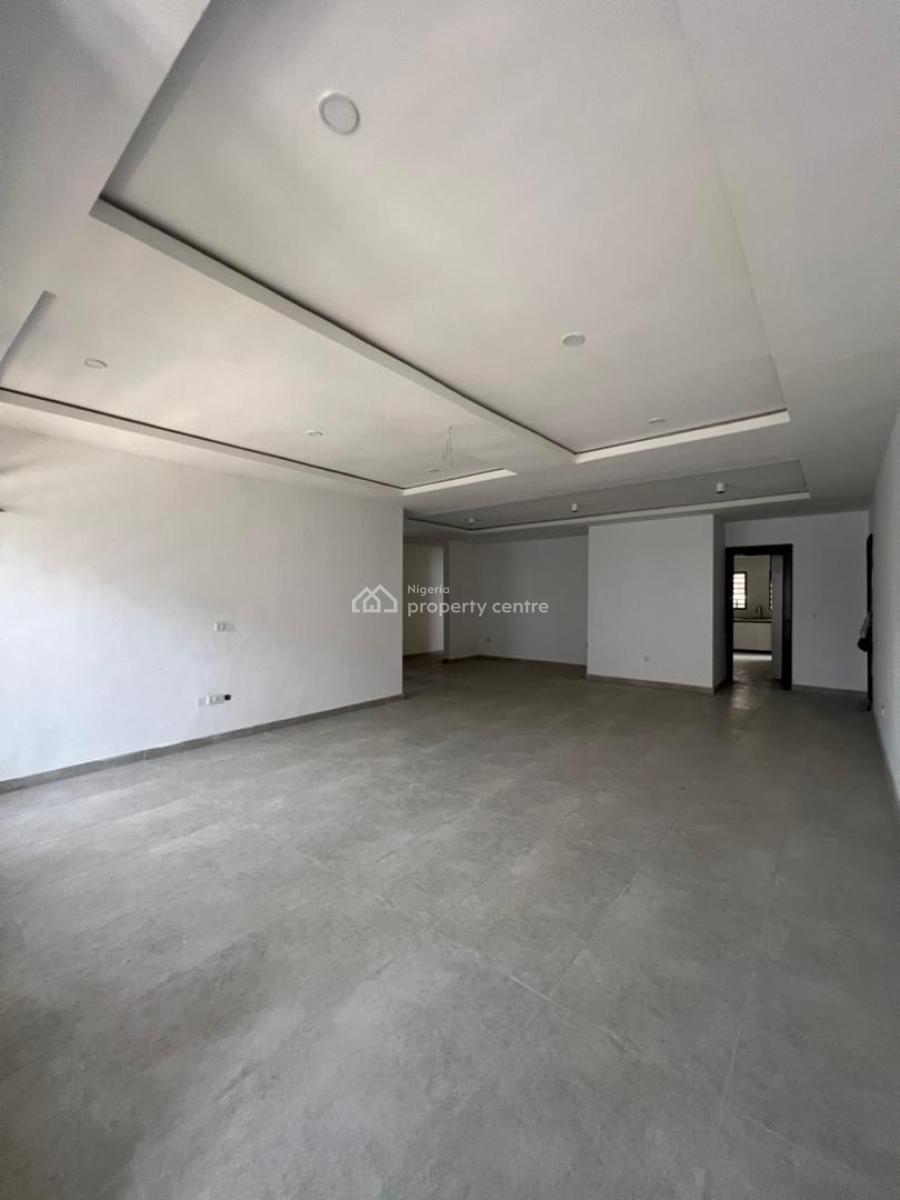 Contemporary 4 Bedroom  Apartment with Bq, Lekki Phase 1, Lekki, Lagos, Flat / Apartment for Sale
