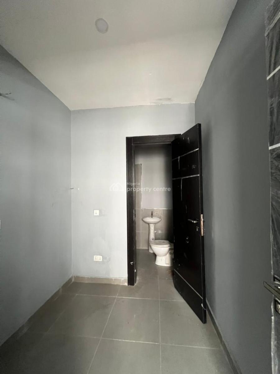 Contemporary 4 Bedroom  Apartment with Bq, Lekki Phase 1, Lekki, Lagos, Flat / Apartment for Sale