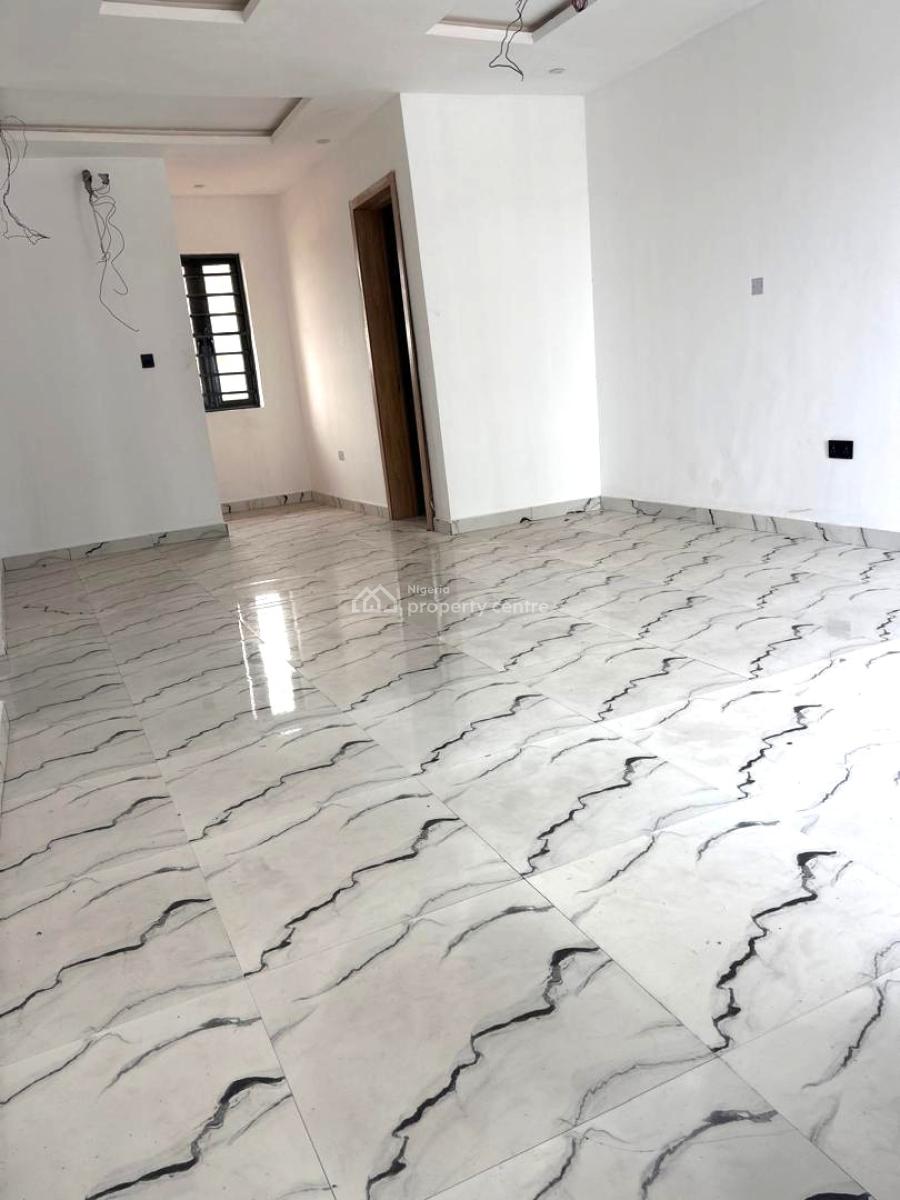 2 Bedroom Apartment with Swimming Pool and Gym, Abraham Adesanya, Lekki Phase 2, Lekki, Lagos, Flat / Apartment for Sale