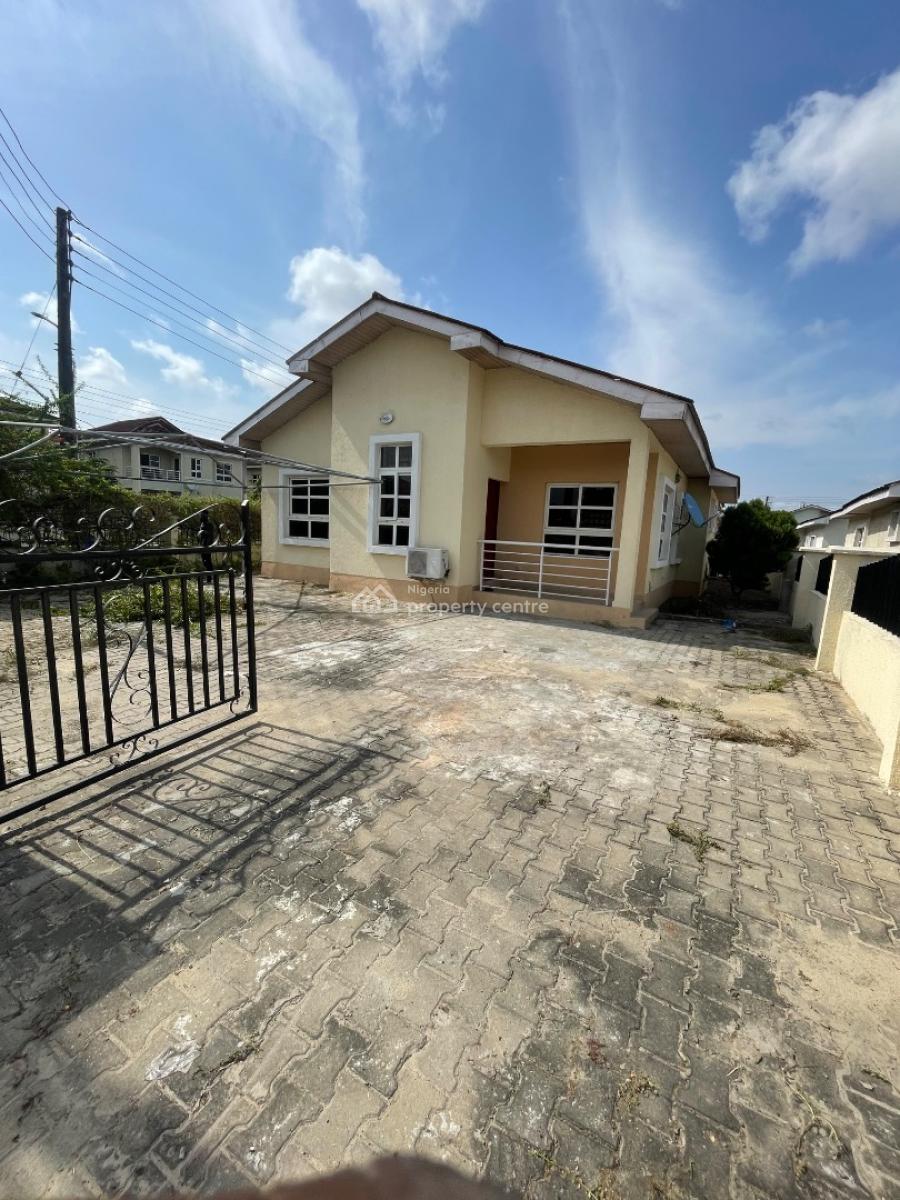 Self Contain, Napiers Gardens Estate, Ikota, Lekki, Lagos, Self Contain (single Rooms) for Rent