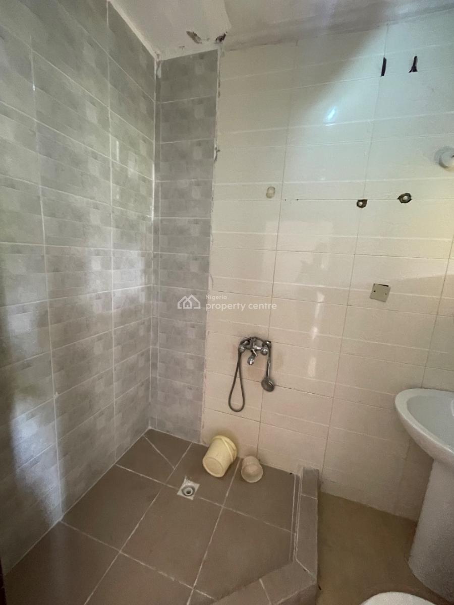 Self Contain, Napiers Gardens Estate, Ikota, Lekki, Lagos, Self Contain (single Rooms) for Rent