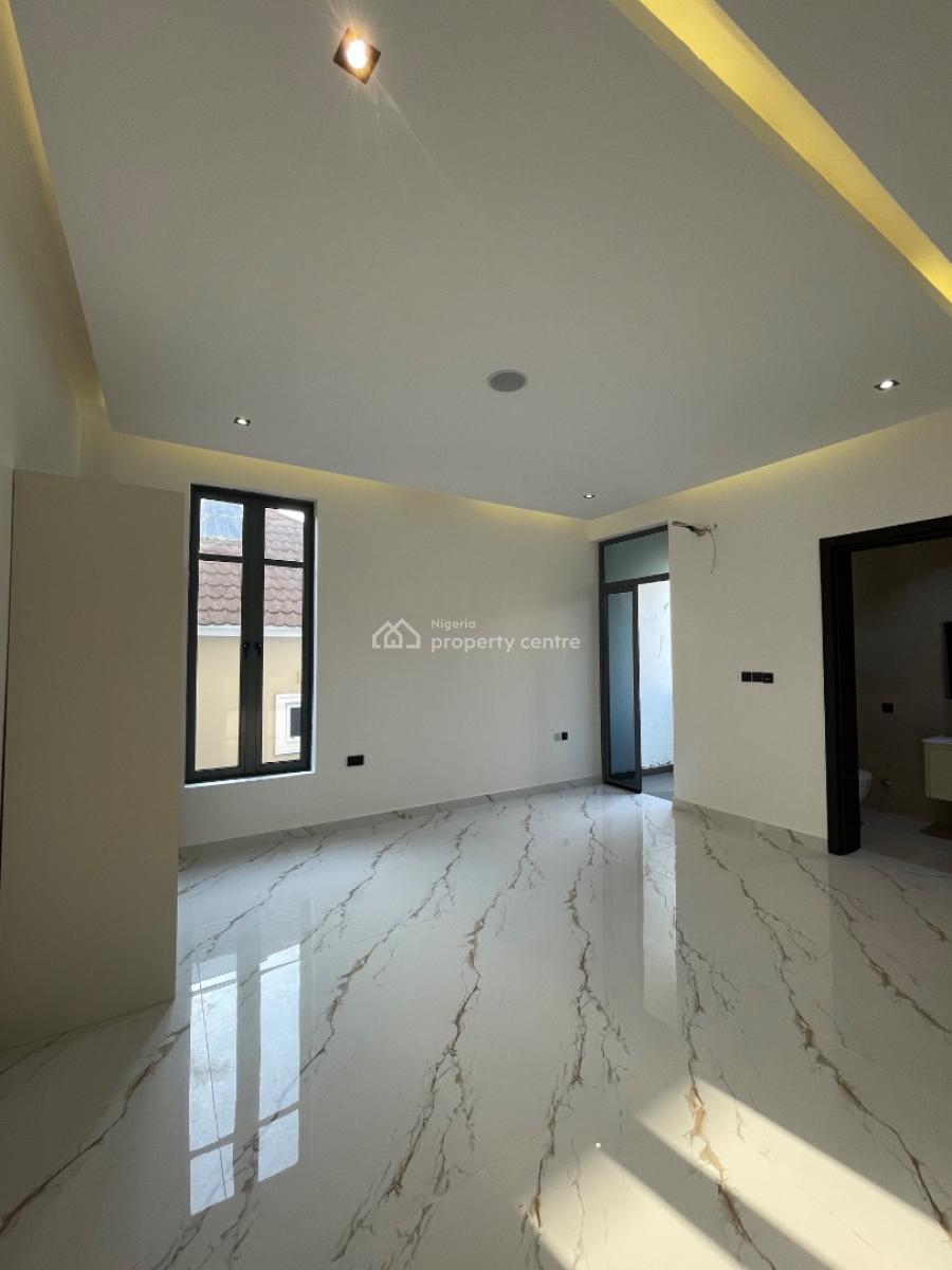 Ultra Modern 2 Bedroom Apartment, Lekki Phase 1, Lekki, Lagos, Flat / Apartment for Sale
