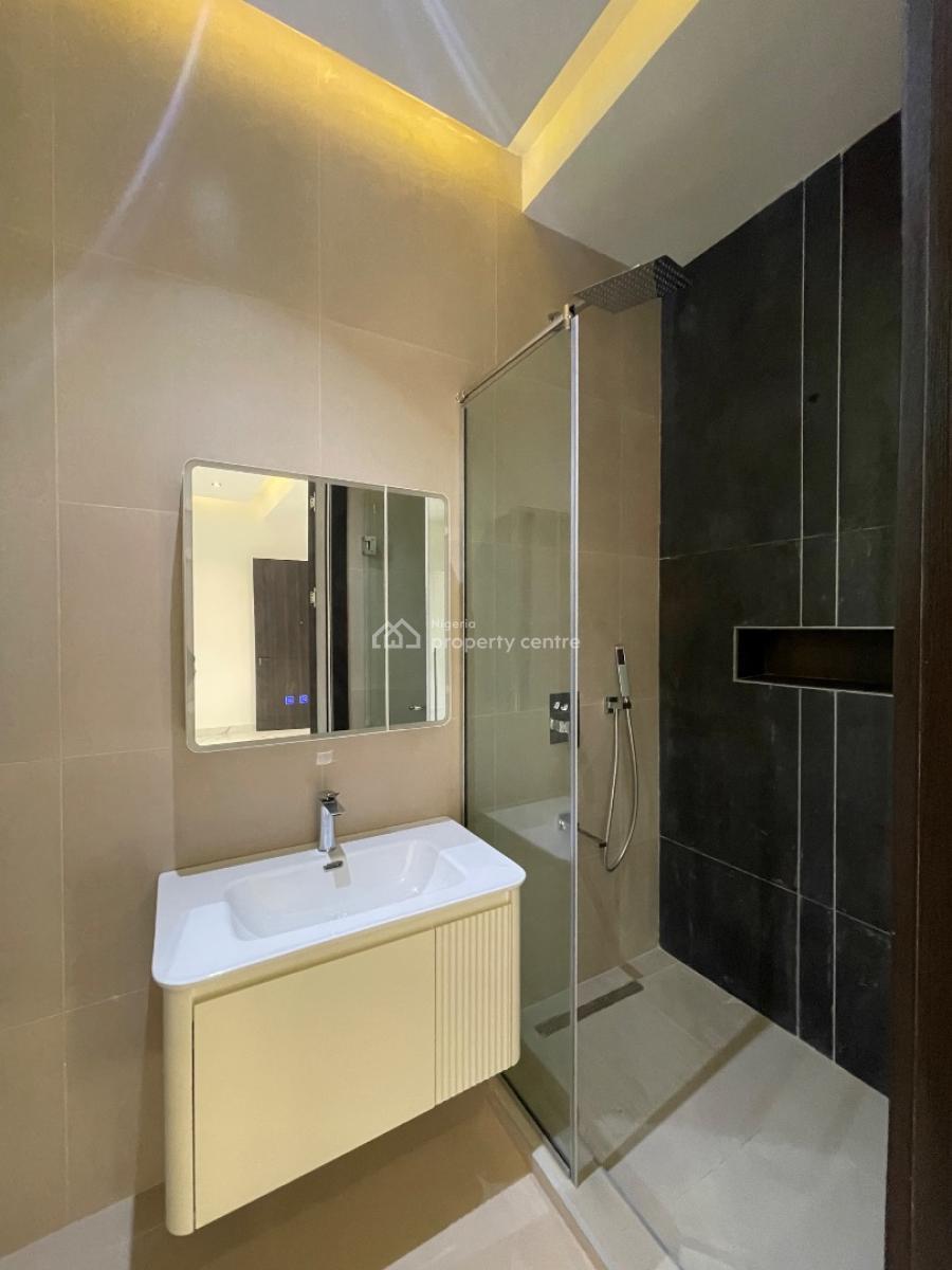 Ultra Modern 2 Bedroom Apartment, Lekki Phase 1, Lekki, Lagos, Flat / Apartment for Sale