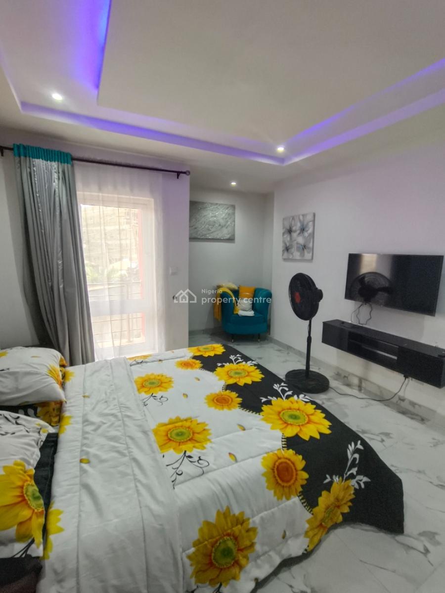 Classic 2bed Apartment for Your Comfort, Osapa London, Lekki, Lagos, Flat / Apartment Short Let