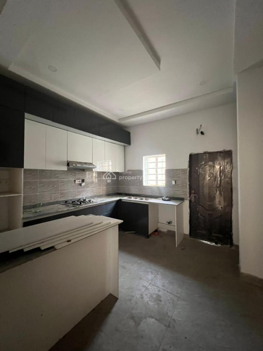 Contemporary 4 Bedroom Terrace Duplex, Lekki, Lagos, Terraced Duplex for Sale