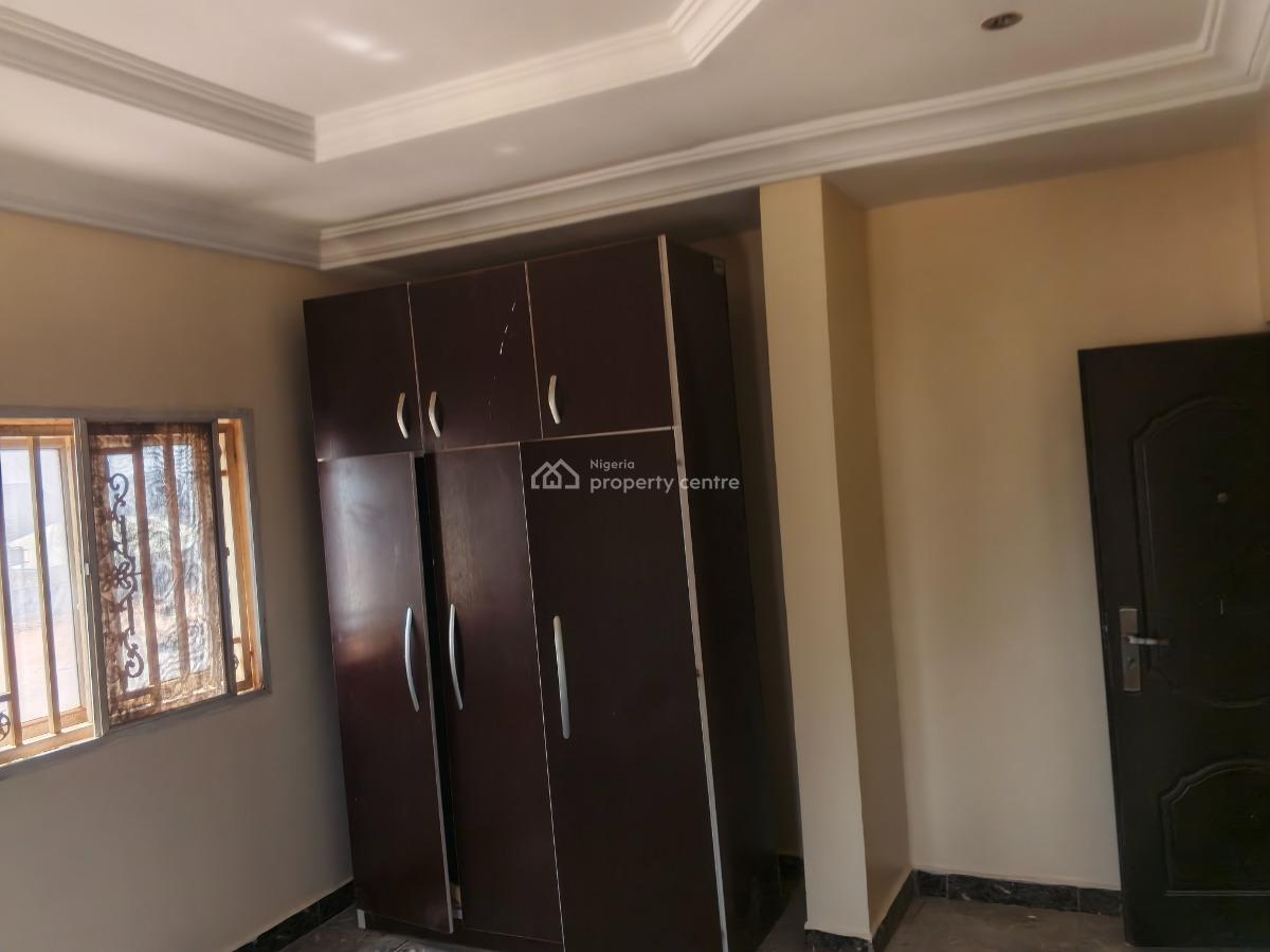 Beautiful Spacious 3bedroom (upstairs), Dawaki, Gwarinpa, Abuja, Flat / Apartment for Rent