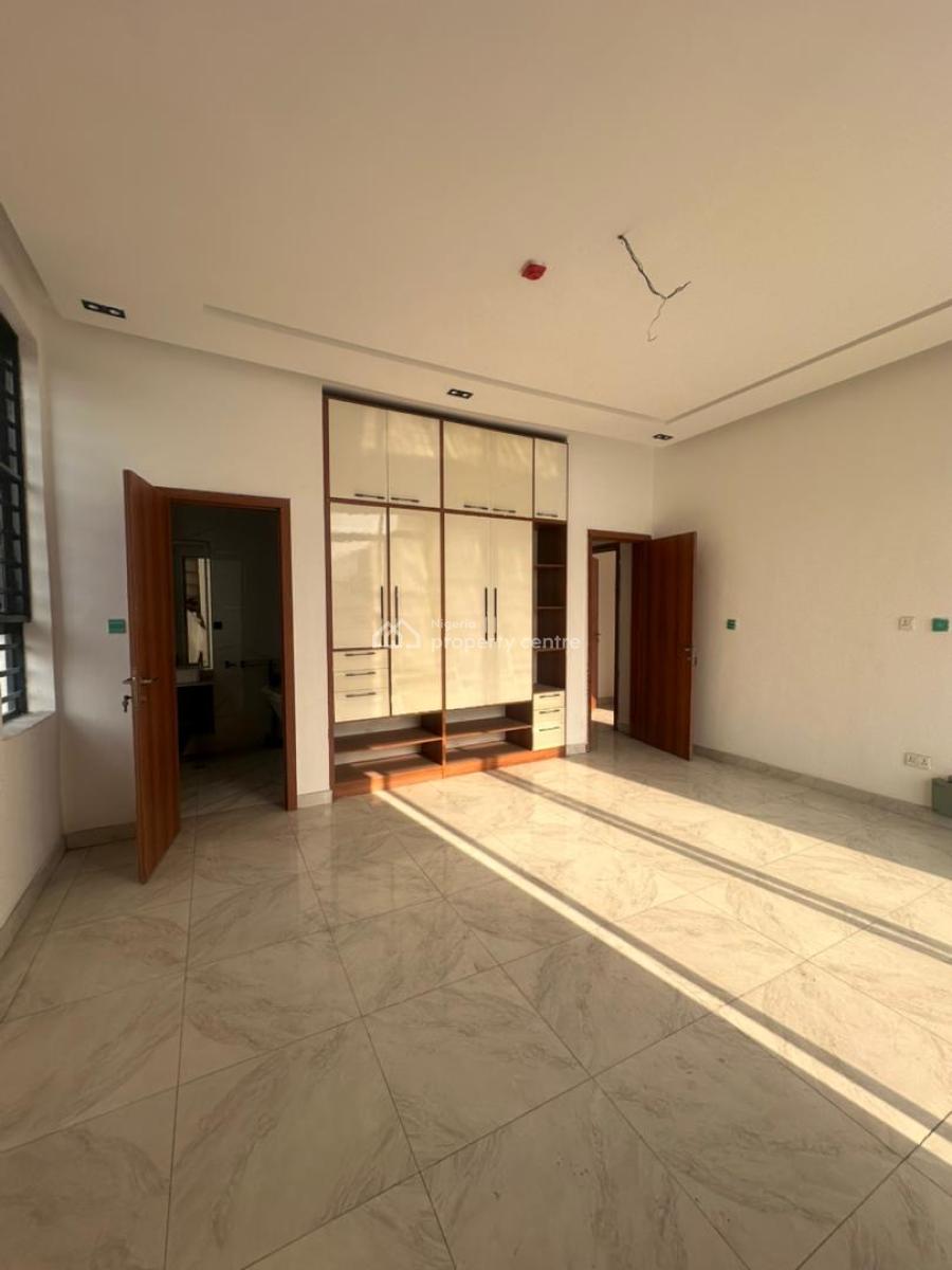 Luxury 5 Bedroom  Duplex, Ologolo, Lekki, Lagos, Commercial Property for Sale