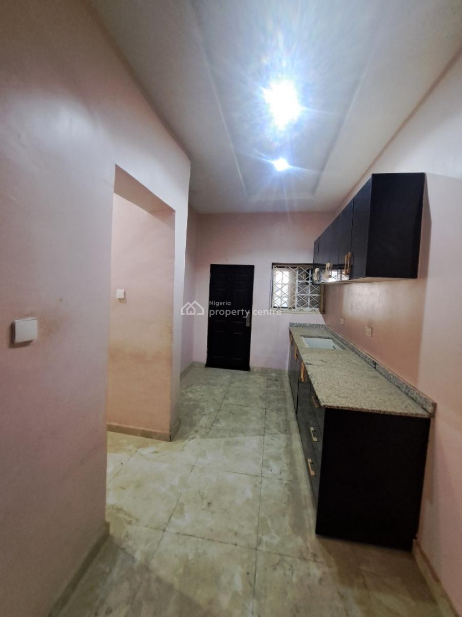 Spacious 3 Bedroom Flat, Mabushi, Abuja, Flat / Apartment for Rent