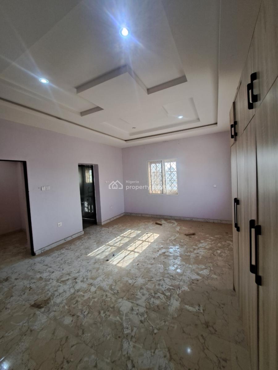 Spacious 3 Bedroom Flat, Mabushi, Abuja, Flat / Apartment for Rent