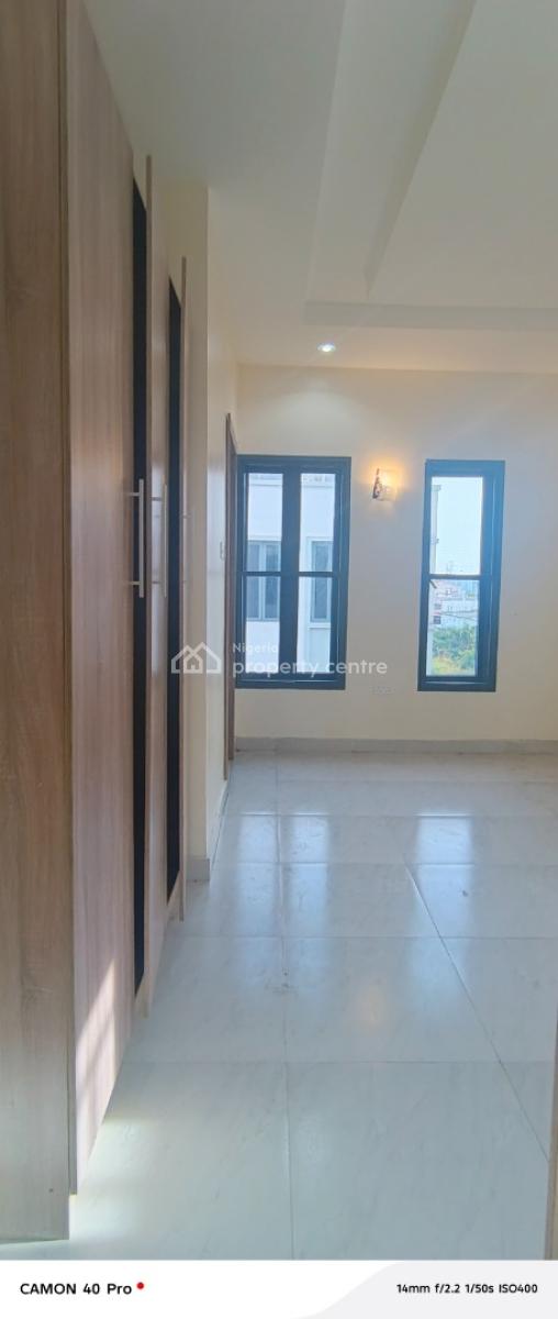 Brand New Two Bedroom Flat, By Oba Palace, Ikate, Lekki, Lagos, Flat / Apartment for Rent