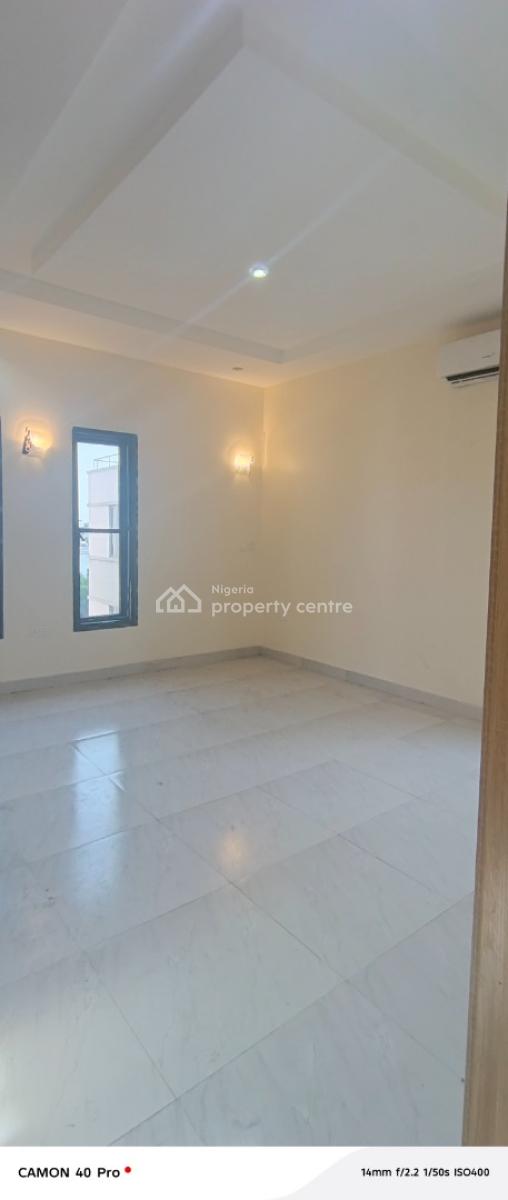 Brand New Two Bedroom Flat, By Oba Palace, Ikate, Lekki, Lagos, Flat / Apartment for Rent