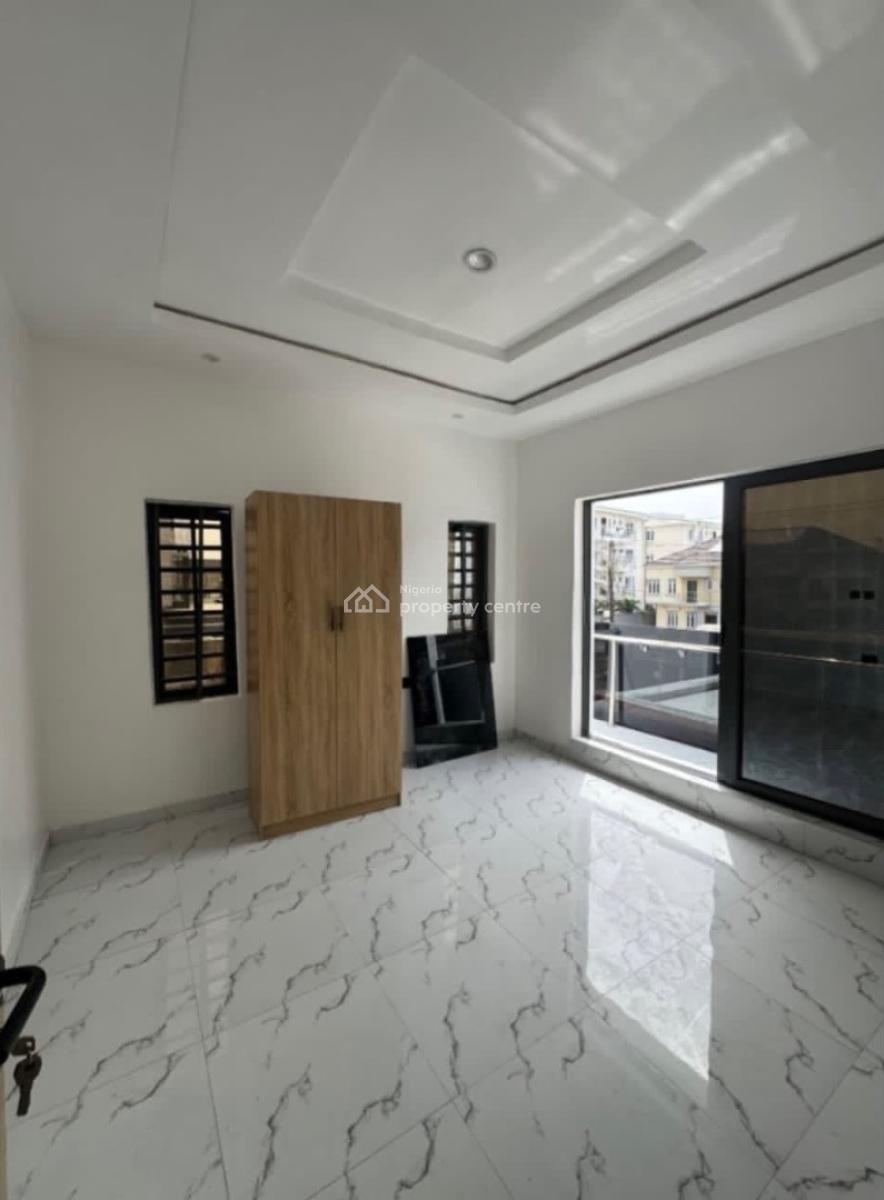 Luxury 3 Bedroom Apartment, Ologolo, Lekki, Lagos, Flat / Apartment for Rent