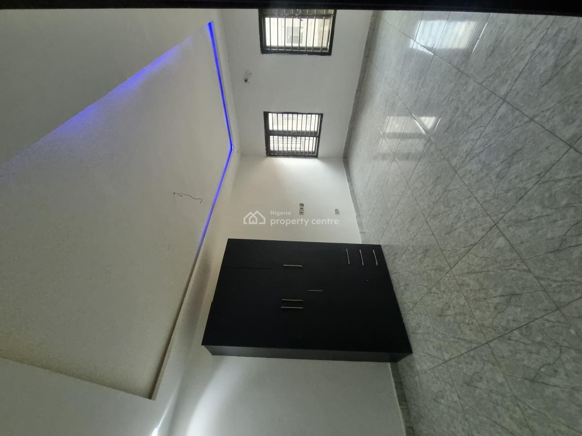 Luxury 3 Bedroom Flat, Gilmore, Jahi, Abuja, Flat / Apartment for Rent