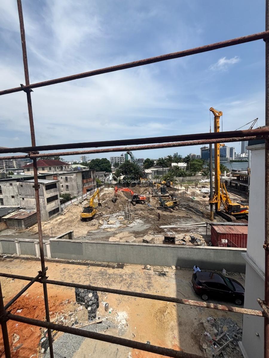 Spacious Waterview 3 Bedroom Penthouse & Elevator, Ikoyi, Lagos, Flat / Apartment for Sale