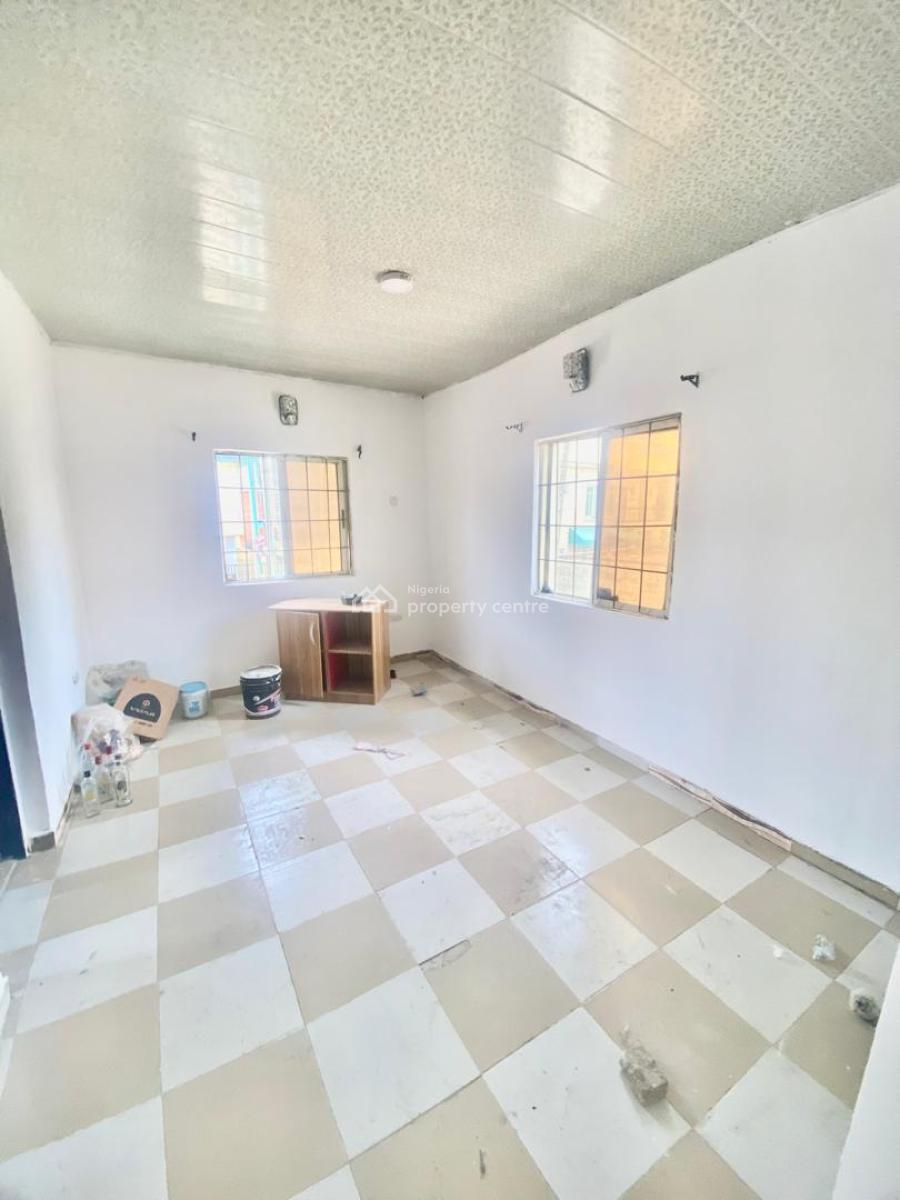 Standard Mini Flat with Dining Space, Upstairs, Unity Estate, Badore, Ajah, Lagos, Mini Flat (room and Parlour) for Rent
