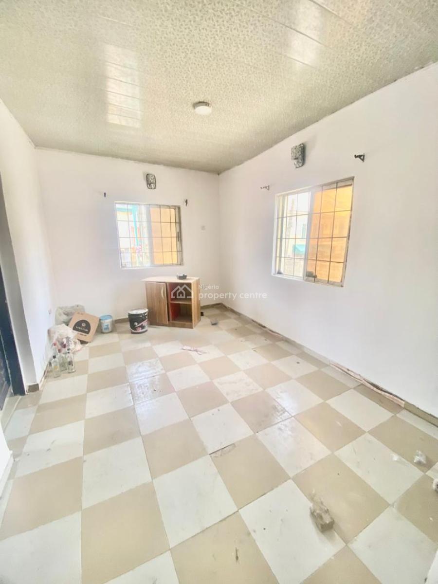 Standard Mini Flat with Dining Space, Upstairs, Unity Estate, Badore, Ajah, Lagos, Mini Flat (room and Parlour) for Rent