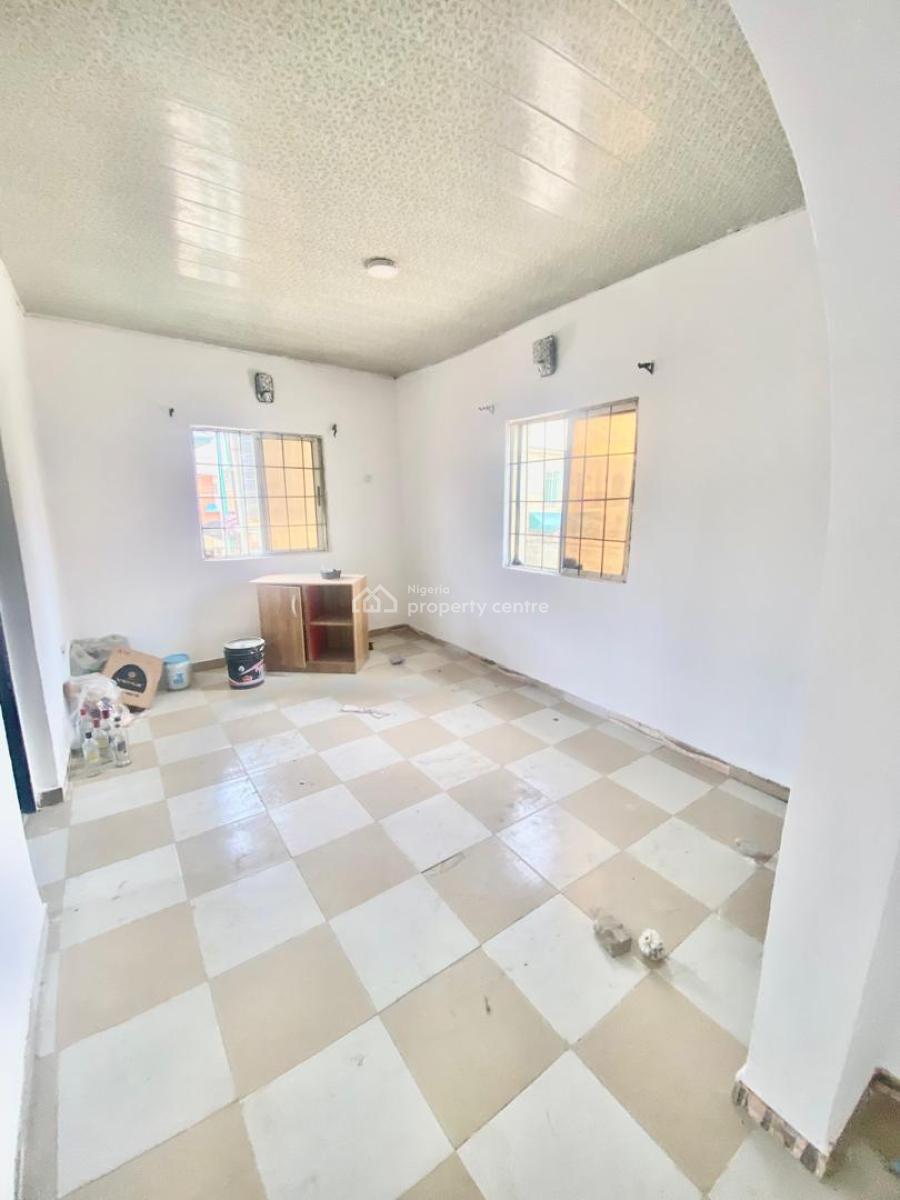 Standard Mini Flat with Dining Space, Upstairs, Unity Estate, Badore, Ajah, Lagos, Mini Flat (room and Parlour) for Rent
