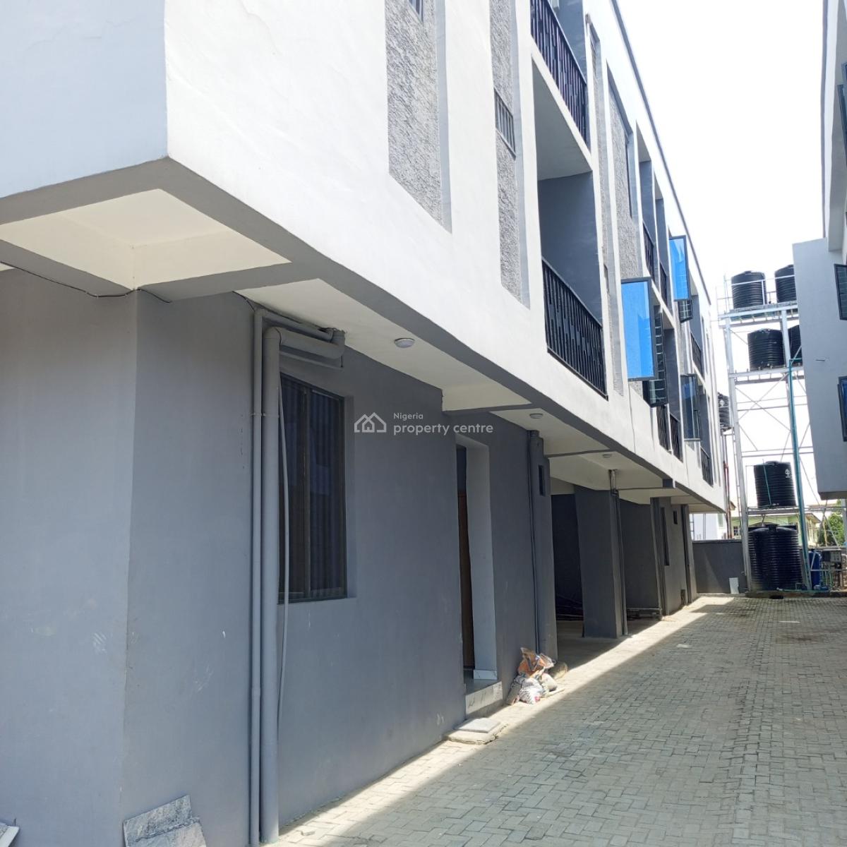 Luxurious and Standard 2 Bedroom Apartment (upstairs), Igbon Efon, Lekki, Lagos, Flat / Apartment for Rent