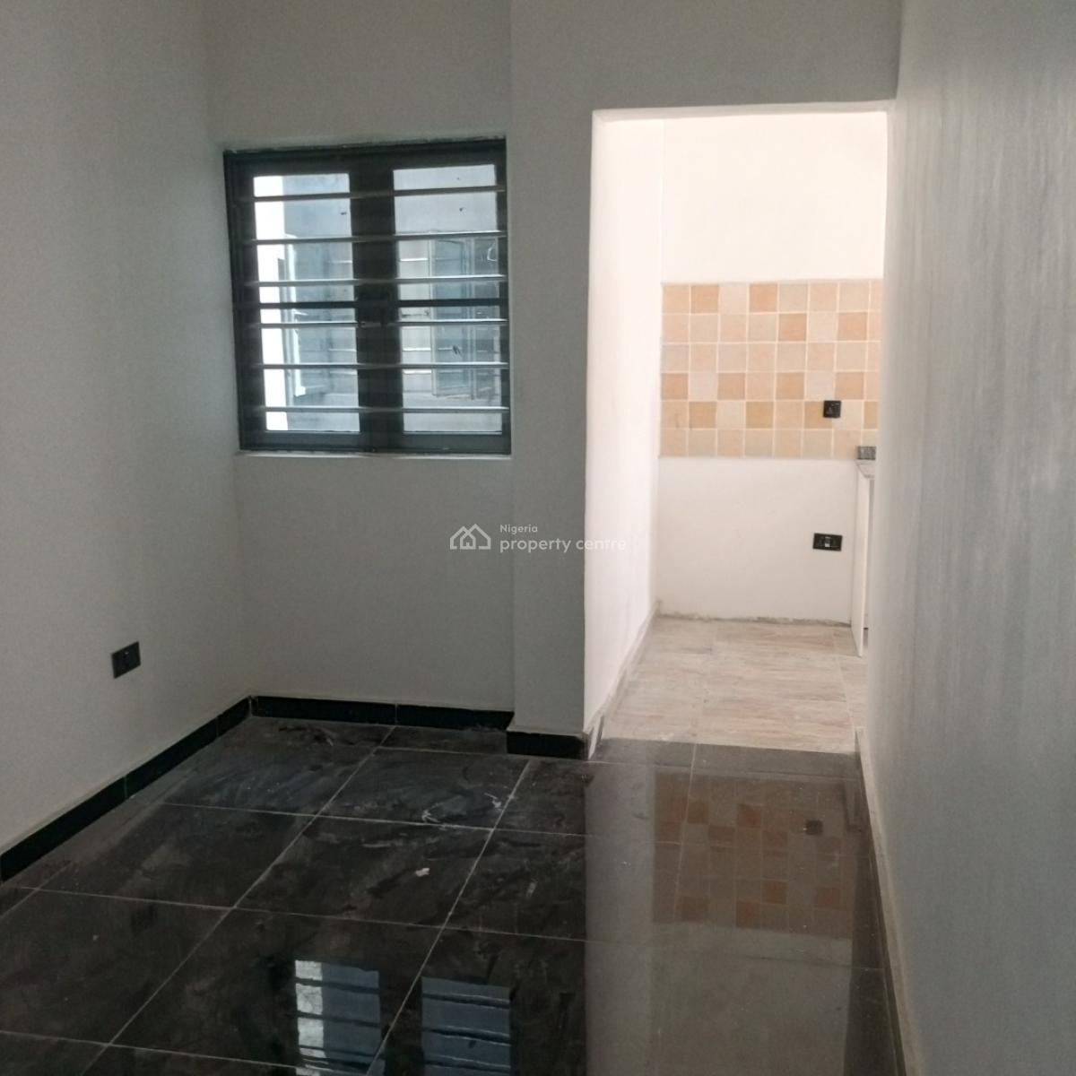 Luxurious and Standard 2 Bedroom Apartment (upstairs), Igbon Efon, Lekki, Lagos, Flat / Apartment for Rent