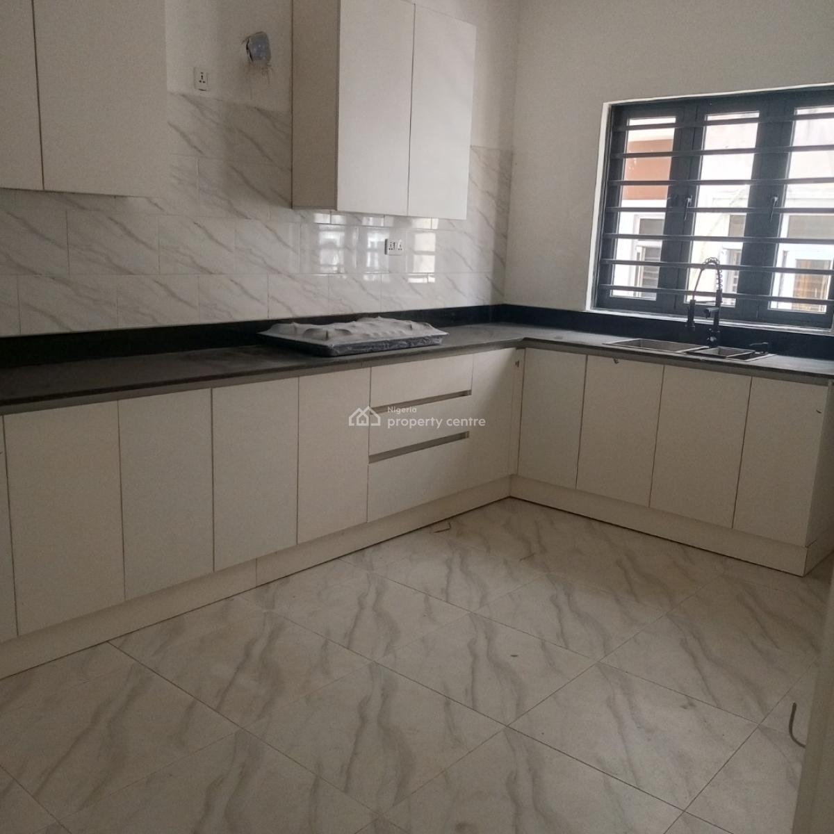 Luxurious and Standard 4 Bedroom Terrace Duplex with a Bq, Igbon Efon, Lekki, Lagos, Terraced Duplex for Sale