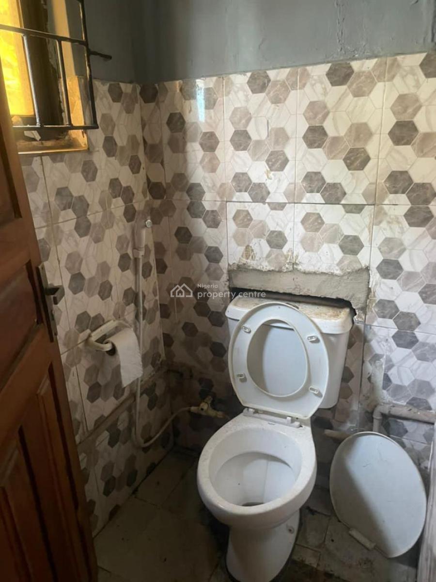 2 Bedroom Flat Is Available, Agidingbi, Ikeja, Lagos, Flat / Apartment for Rent
