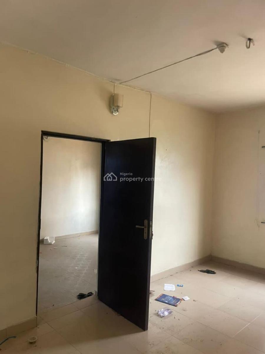2 Bedroom Flat Is Available, Agidingbi, Ikeja, Lagos, Flat / Apartment for Rent