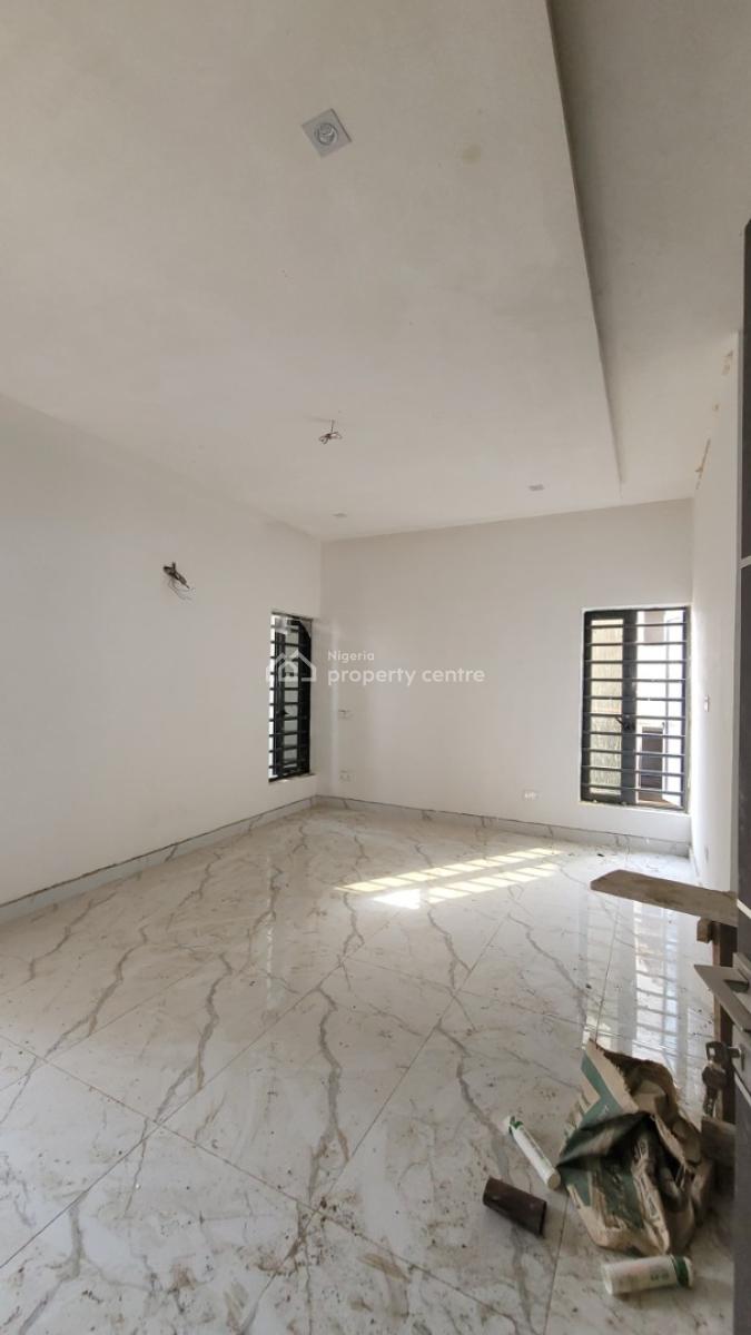 Well Built 4-bedroom Semi-detached Triplex with Boys Quarter & Cinema, Kolapo Ishola Gra, Akobo, Ibadan, Oyo, Semi-detached Duplex for Sale