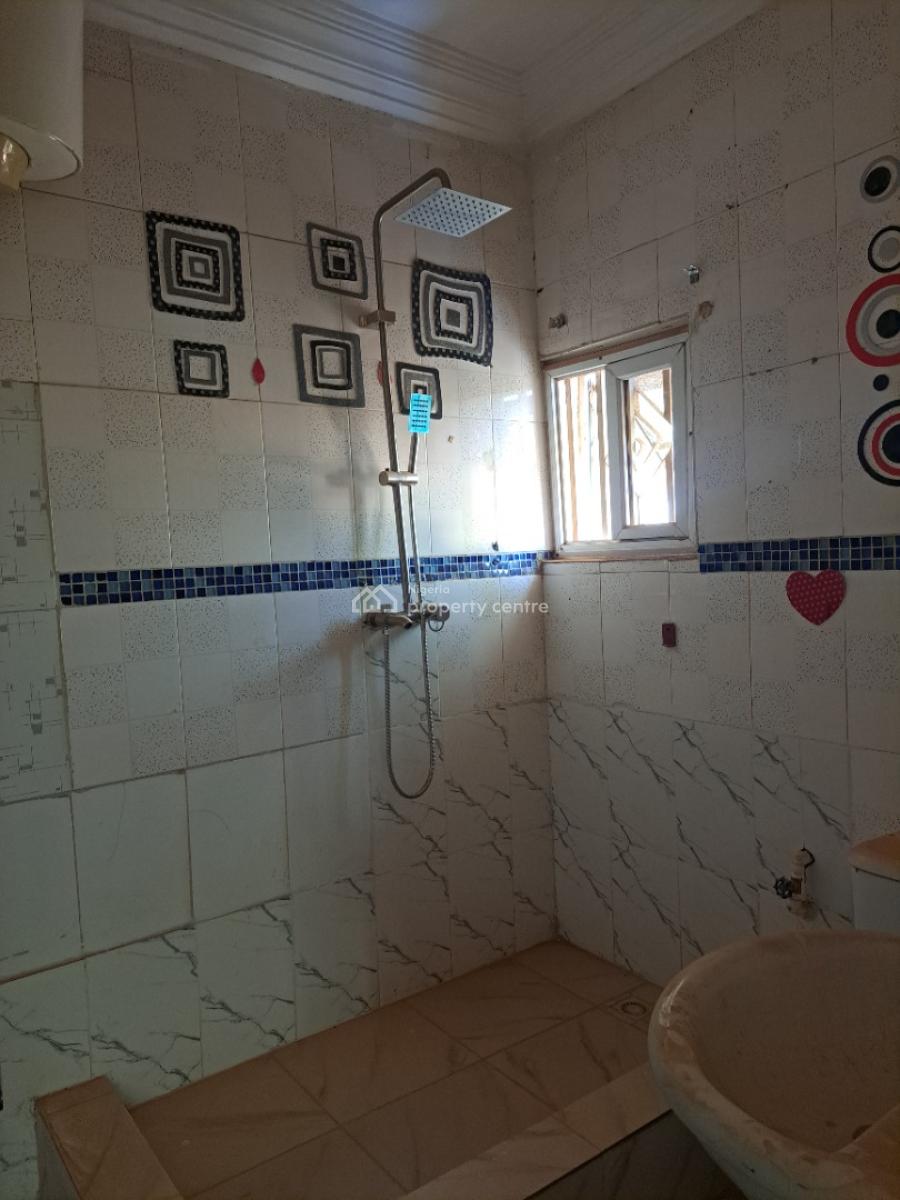 3 Bedroom Flat with Bq, Mabushi, Abuja, Flat / Apartment for Rent