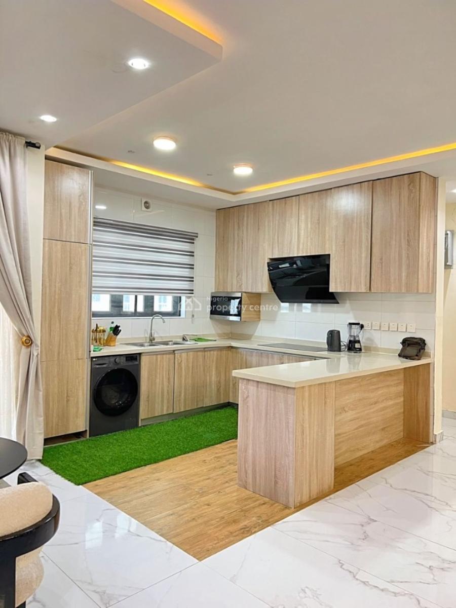 2-bedroom Luxury Apartment, Periwinkle Estate, Lekki Phase 1, Lekki, Lagos, Flat / Apartment Short Let