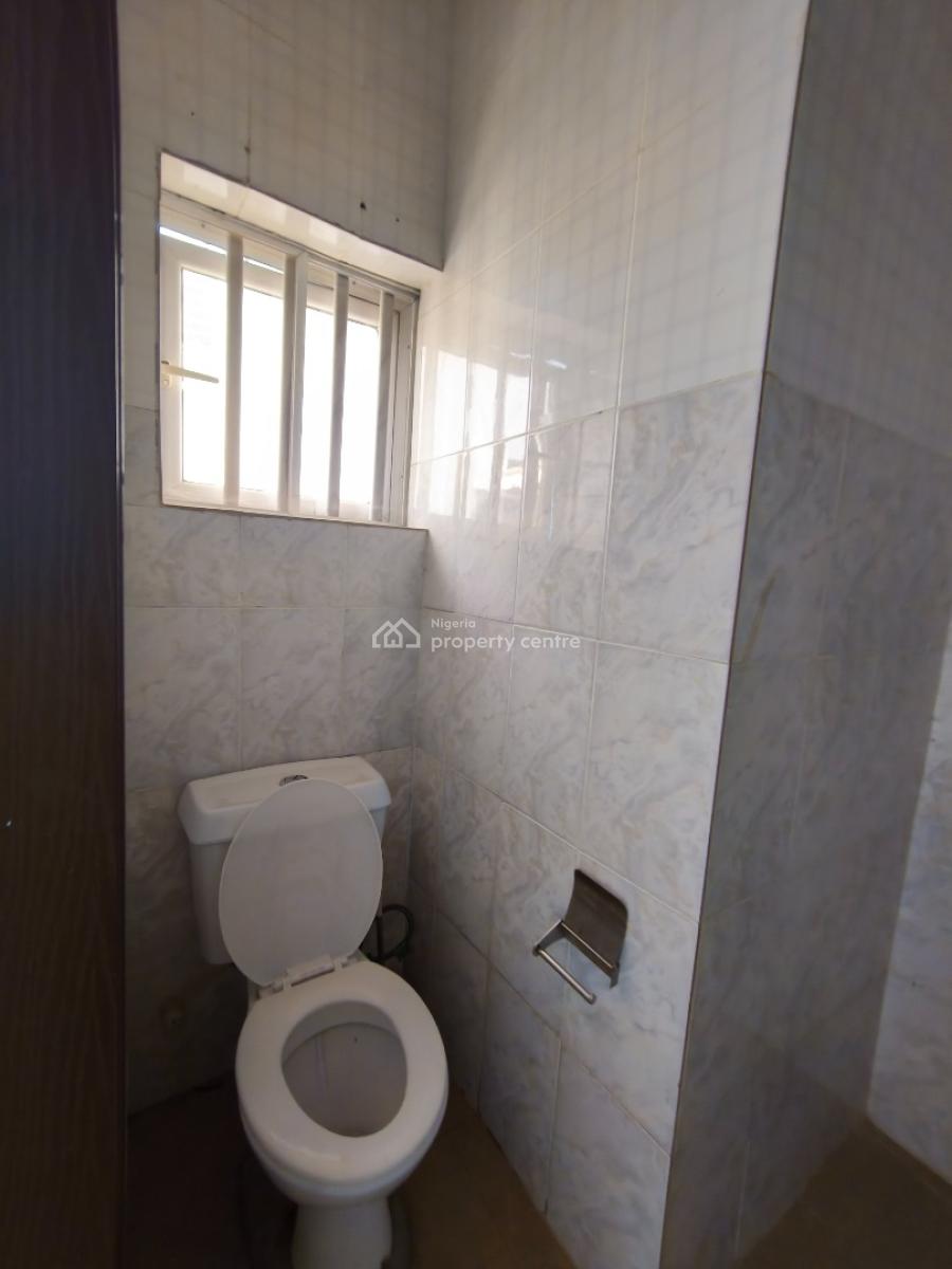 Well Maintained and Spacious 4 Bedroom Duplex, Agungi, Lekki, Lagos, Terraced Duplex for Rent