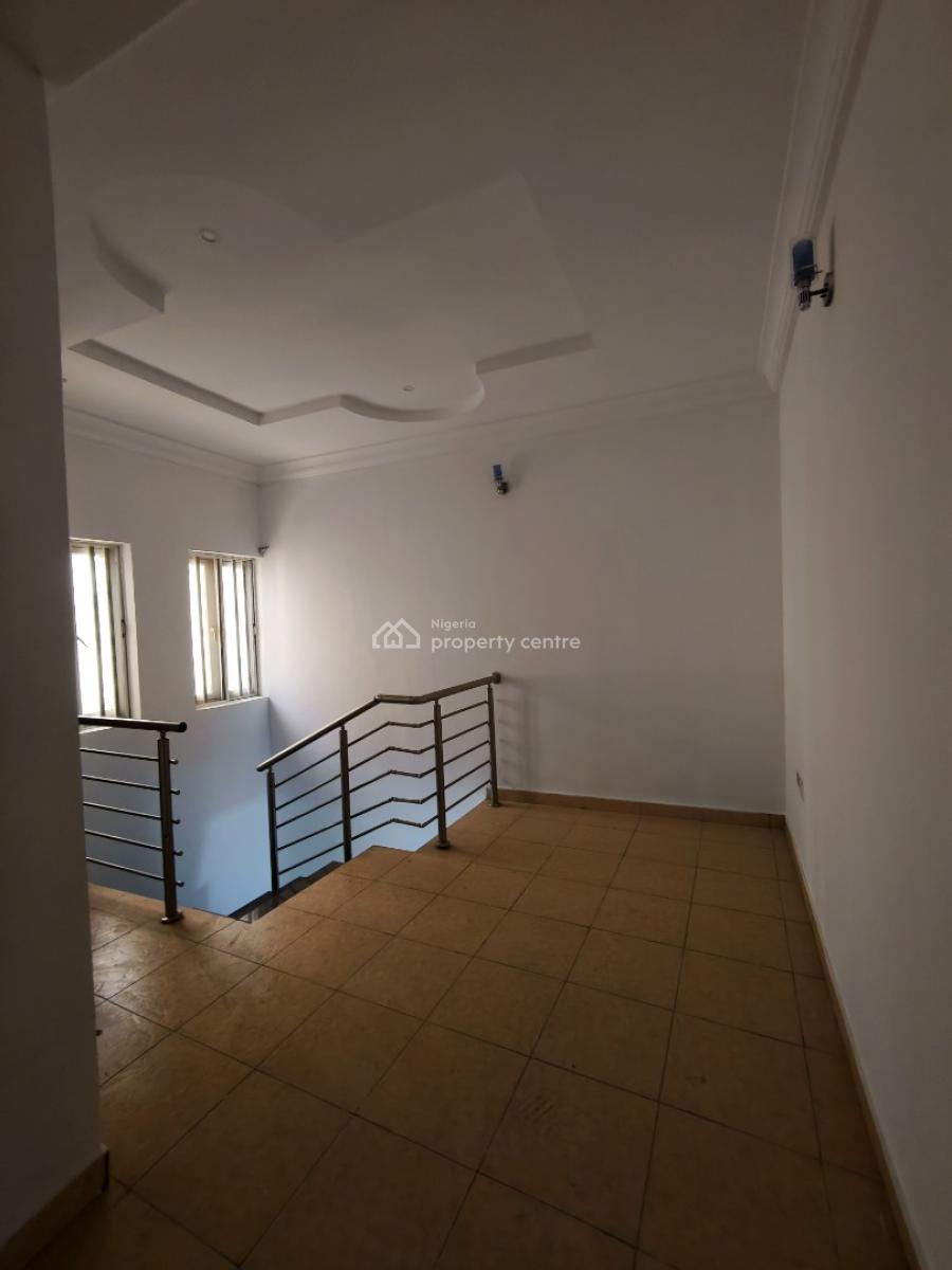 Well Maintained and Spacious 4 Bedroom Duplex, Agungi, Lekki, Lagos, Terraced Duplex for Rent