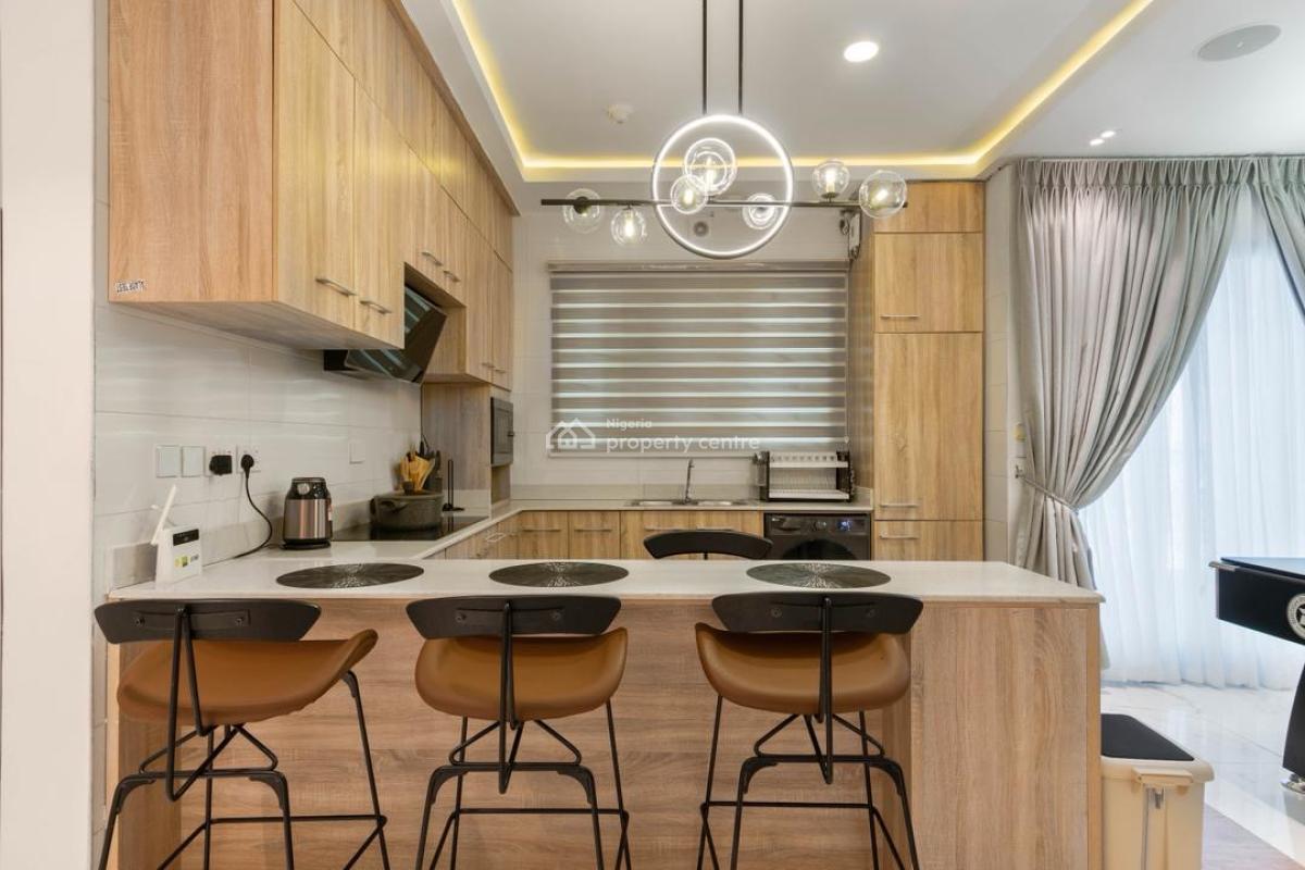 2-bedroom Luxury Apartment, Periwinkle Estate, Lekki Phase 1, Lekki, Lagos, Flat / Apartment Short Let
