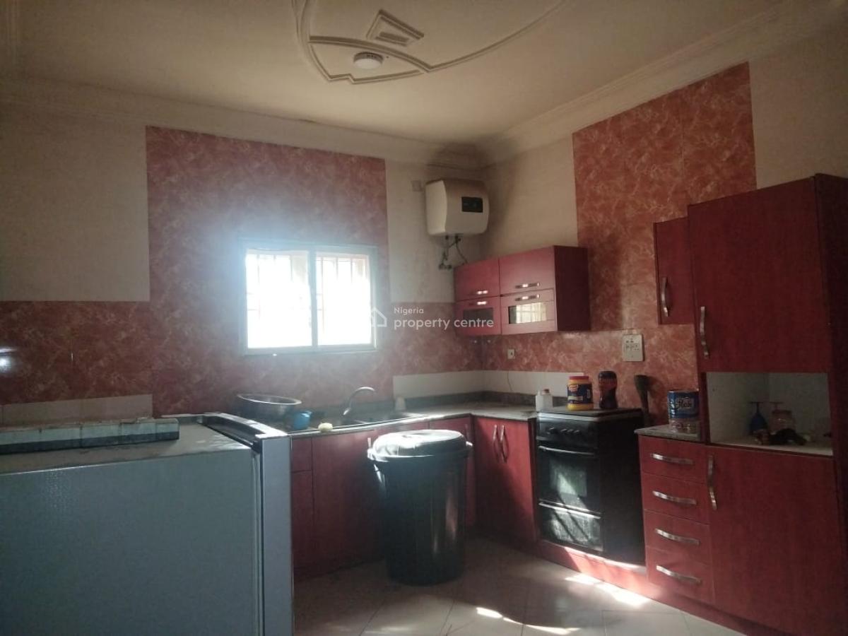 a Well Finished 5 Bedroom Bungalow with 2 Rooms Self-contained Bq, 5th Avenue, Gwarinpa, Abuja, Detached Bungalow for Rent