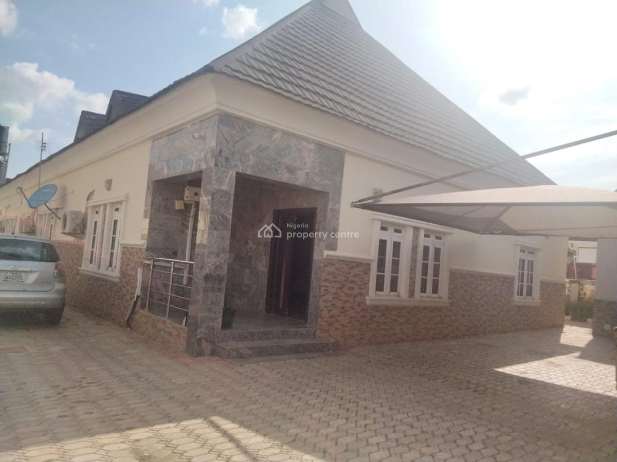 a Well Finished 5 Bedroom Bungalow with 2 Rooms Self-contained Bq, 5th Avenue, Gwarinpa, Abuja, Detached Bungalow for Rent