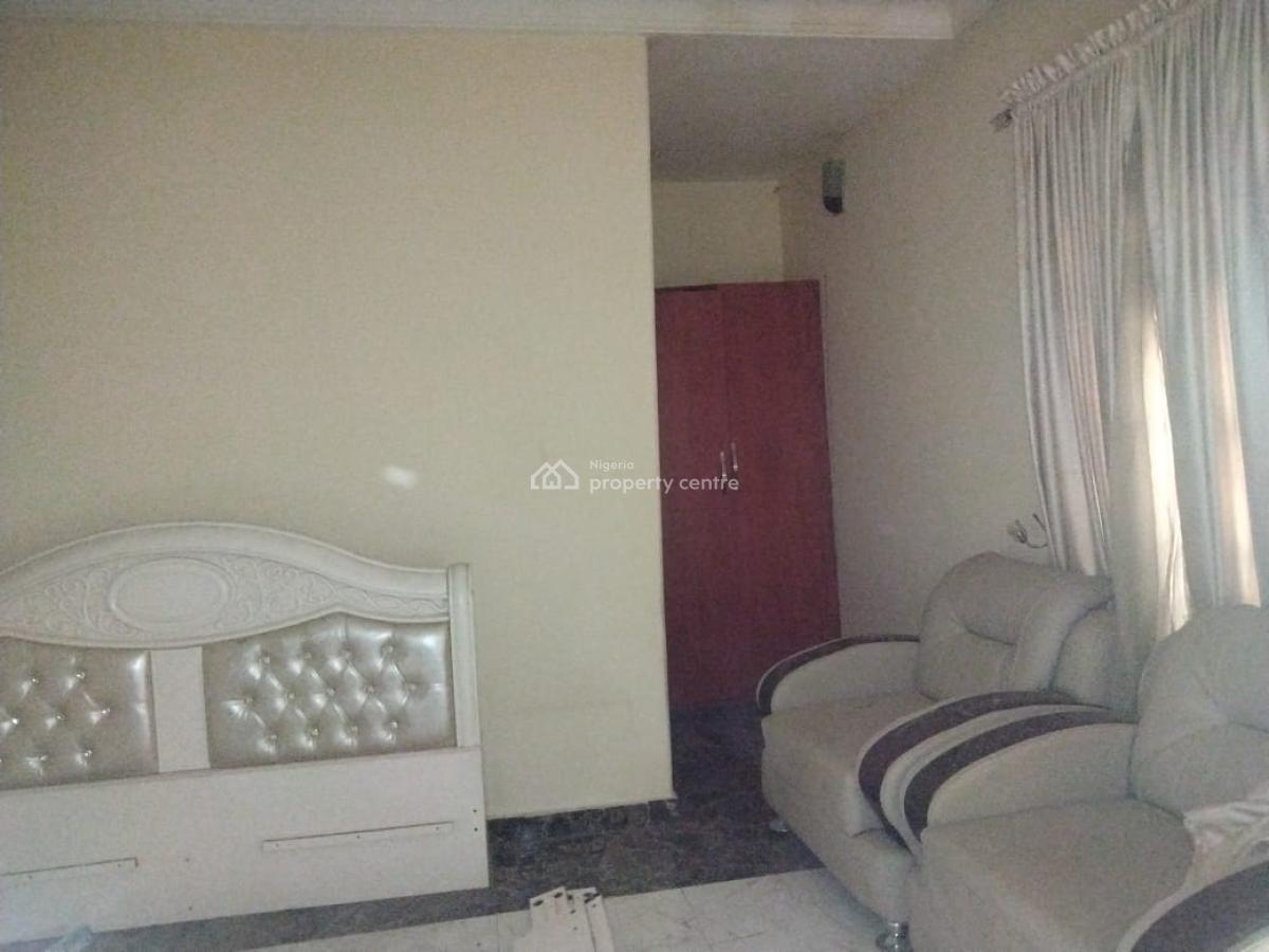 a Well Finished 5 Bedroom Bungalow with 2 Rooms Self-contained Bq, 5th Avenue, Gwarinpa, Abuja, Detached Bungalow for Rent