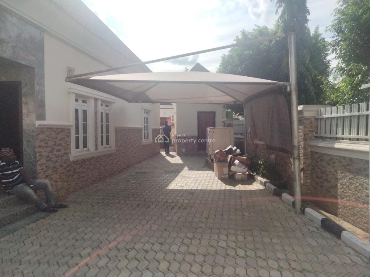 a Well Finished 5 Bedroom Bungalow with 2 Rooms Self-contained Bq, 5th Avenue, Gwarinpa, Abuja, Detached Bungalow for Rent