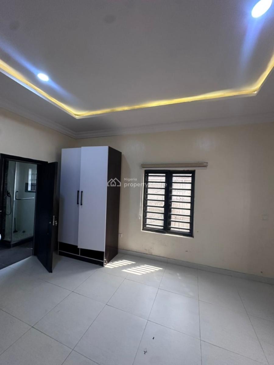 3 Bedroom Penthouse, Ologolo, Lekki, Lagos, Flat / Apartment for Sale