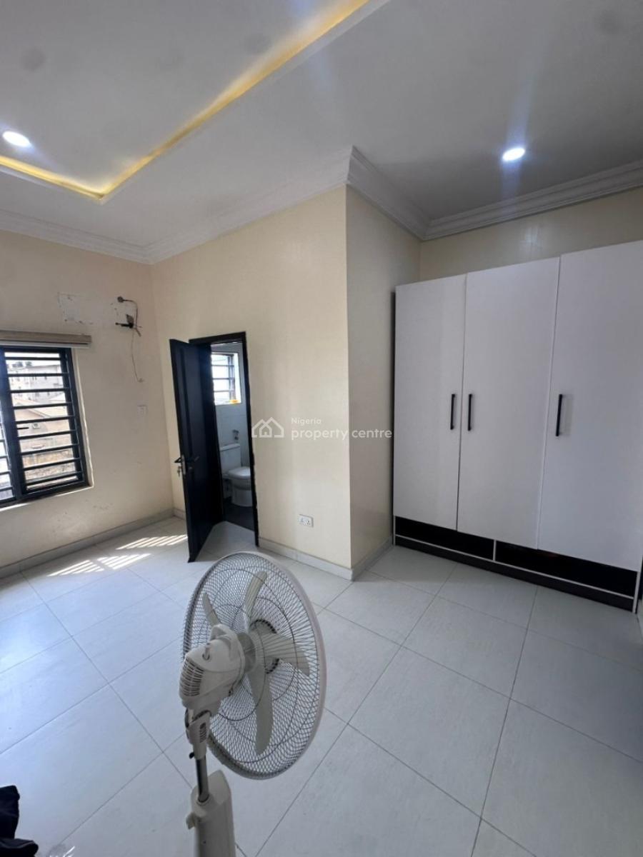 3 Bedroom Penthouse, Ologolo, Lekki, Lagos, Flat / Apartment for Sale