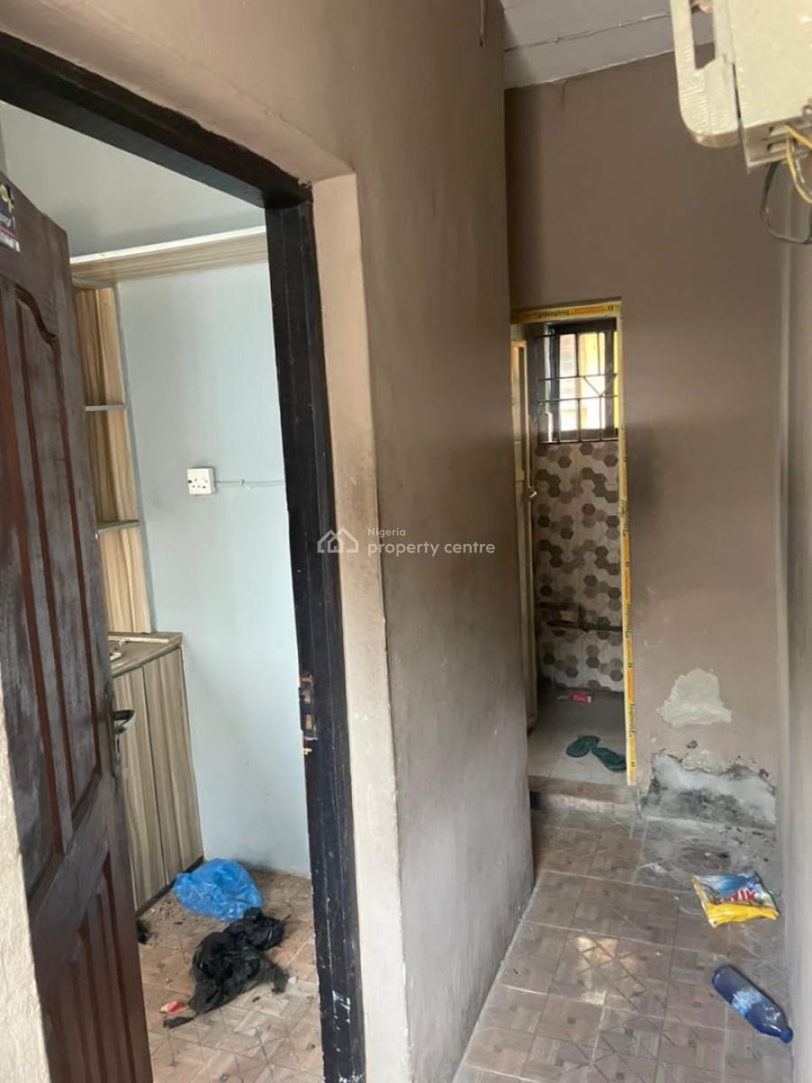 Lovely 2 Bedroom Apartment, Agidingbi, Agidingbi, Ikeja, Lagos, Flat / Apartment for Rent