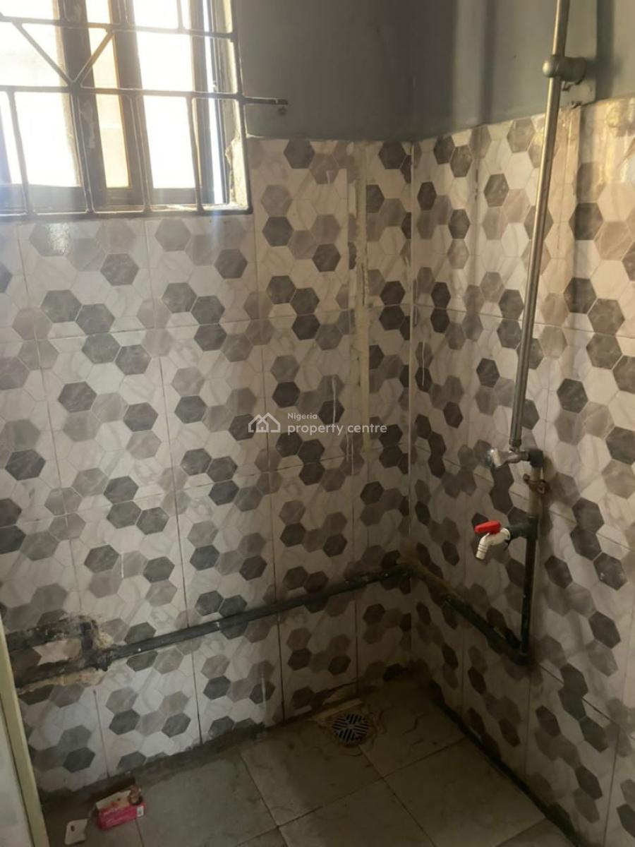 Lovely 2 Bedroom Apartment, Agidingbi, Agidingbi, Ikeja, Lagos, Flat / Apartment for Rent