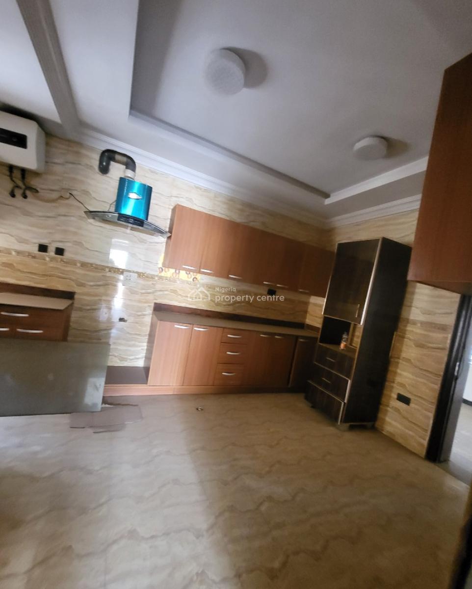 Luxurious Massive 6 Bedroom Fully Detached Duplex with Bq, Ebeano Supermarket, Gaduwa, Abuja, Detached Duplex for Rent