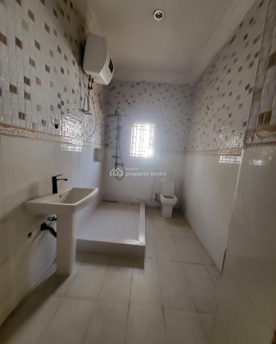 Luxurious Massive 6 Bedroom Fully Detached Duplex with Bq, Ebeano Supermarket, Gaduwa, Abuja, Detached Duplex for Rent
