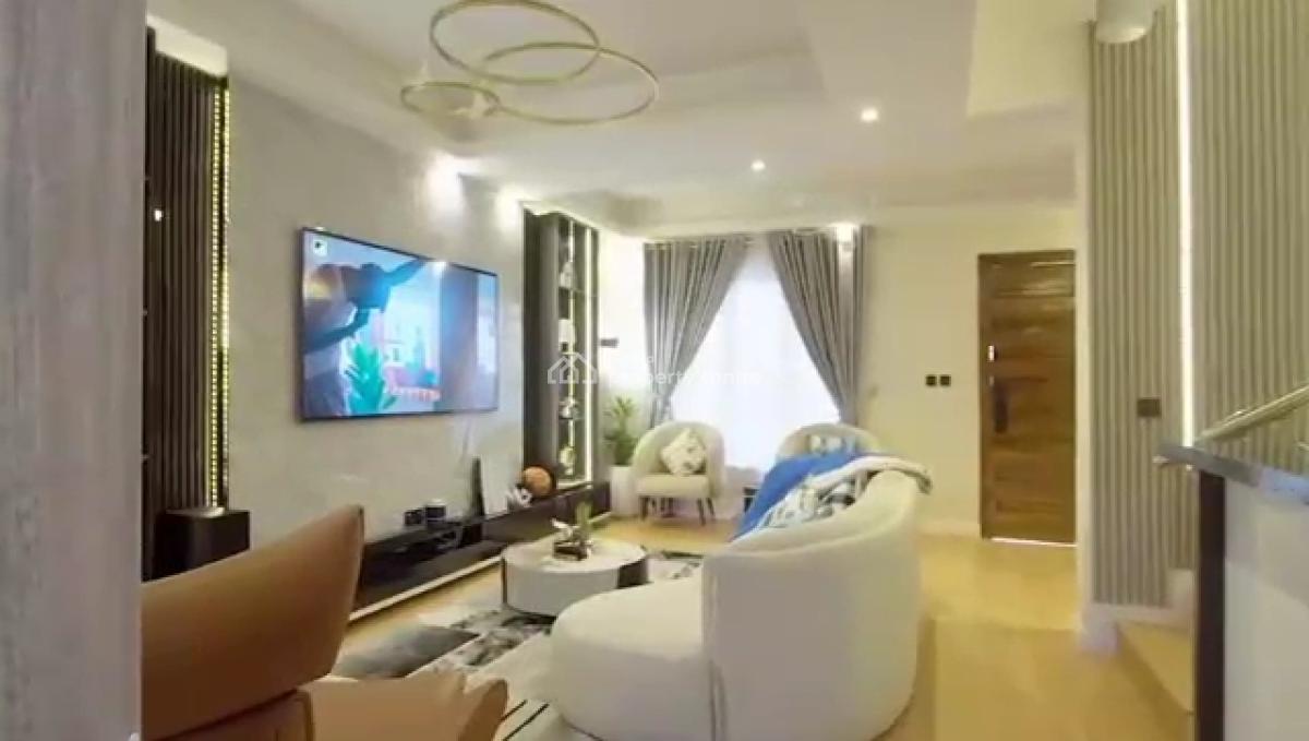 Fully Serviced 4 Bedroom Penthouse, Lekki Phase One, Lekki, Lagos, Flat / Apartment for Rent