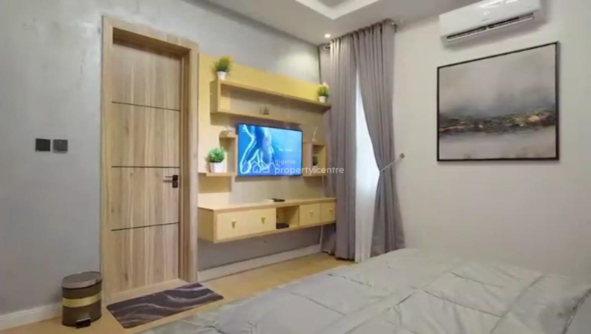 Fully Serviced 4 Bedroom Penthouse, Lekki Phase One, Lekki, Lagos, Flat / Apartment for Rent