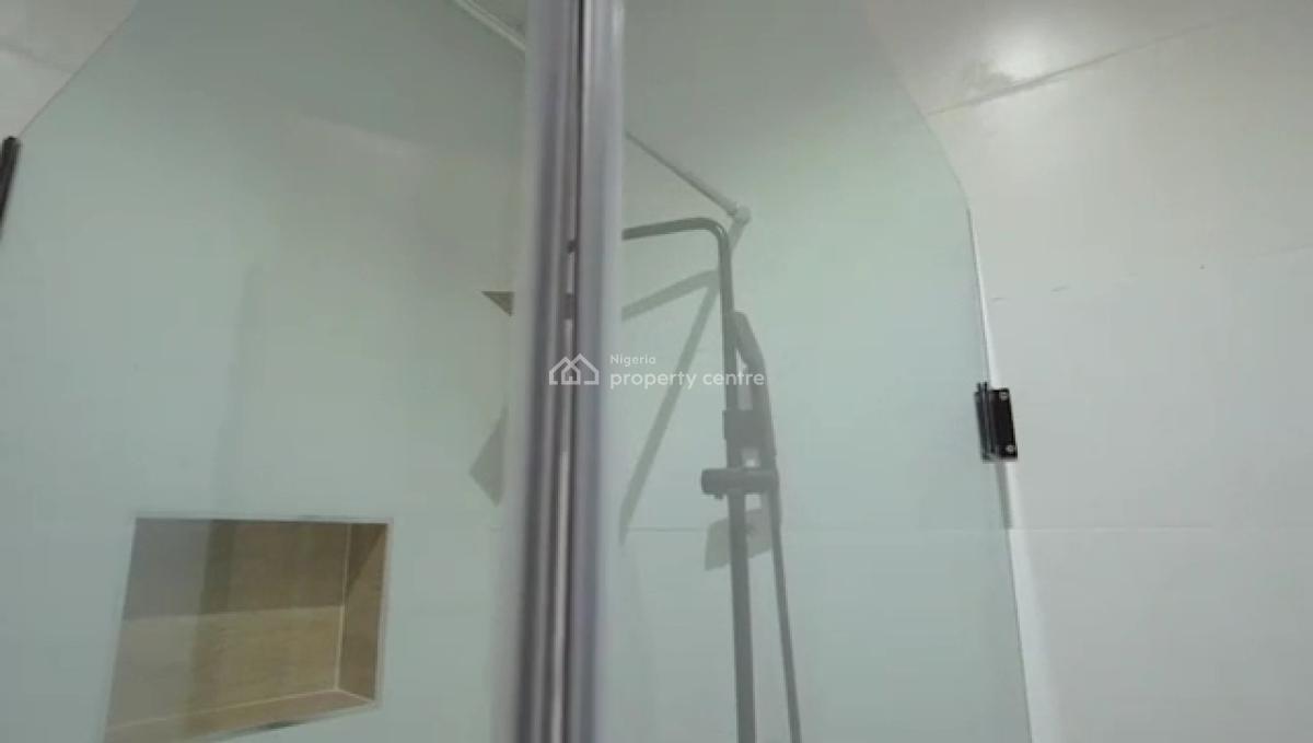 Fully Serviced 4 Bedroom Penthouse, Lekki Phase One, Lekki, Lagos, Flat / Apartment for Rent