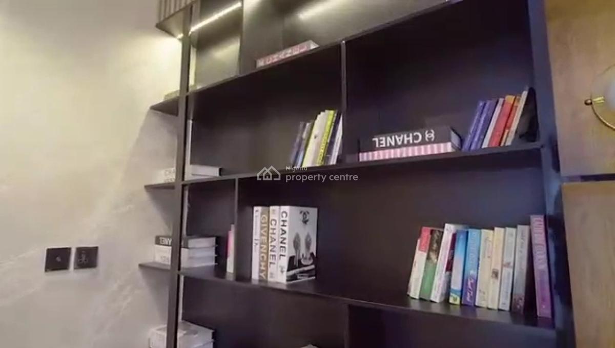 Fully Serviced 4 Bedroom Penthouse, Lekki Phase One, Lekki, Lagos, Flat / Apartment for Rent