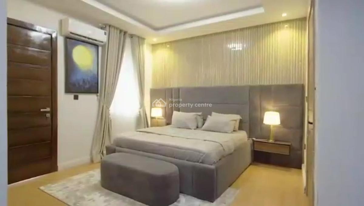 Fully Serviced 4 Bedroom Penthouse, Lekki Phase One, Lekki, Lagos, Flat / Apartment for Rent