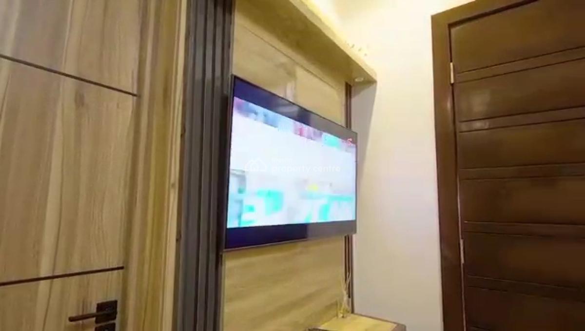 Fully Serviced 4 Bedroom Penthouse, Lekki Phase One, Lekki, Lagos, Flat / Apartment for Rent