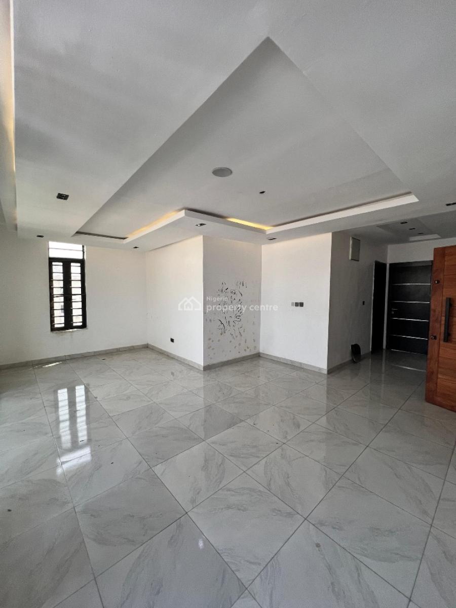 Well Built 2 Bedroom Apartment, Ologolo, Lekki, Lagos, Flat / Apartment for Rent